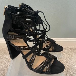 Vince Camuto lace up sandal